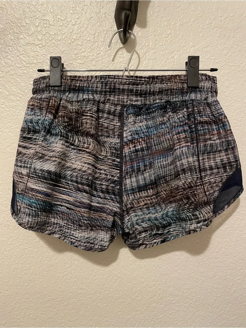 lululemon athletica Hotty Hot Shorts - Grey Multi with Navy Trim